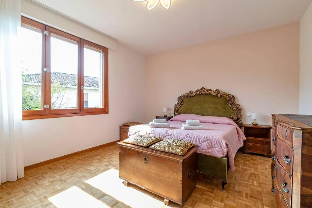 Venice Lido - House For 5 Венеция-Лидо Италия