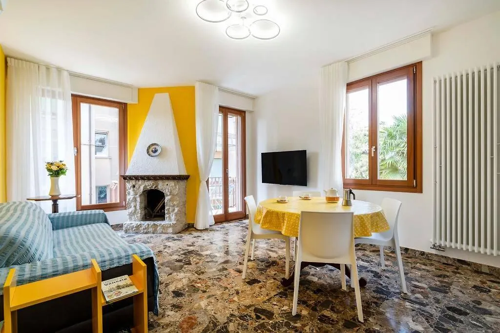 Venice Lido - House For 5 Венеция-Лидо