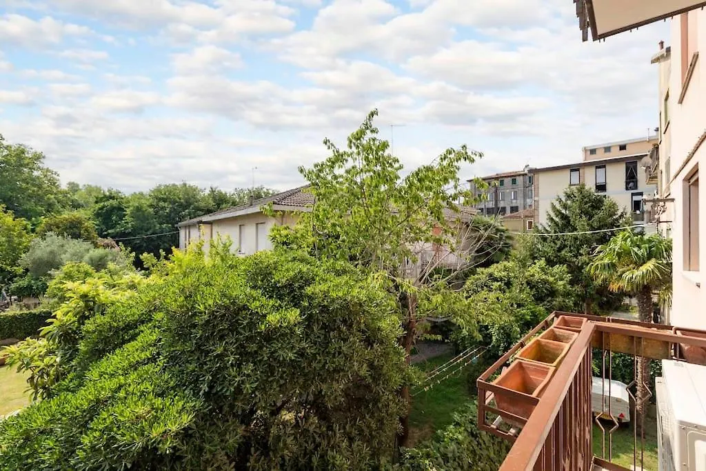 Venice Lido - House For 5 Венеция-Лидо